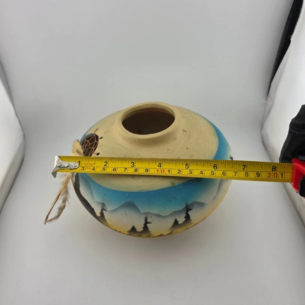 Wolf Dreamcatcher Pottery Native American Vase Southwestern GOOD Decor